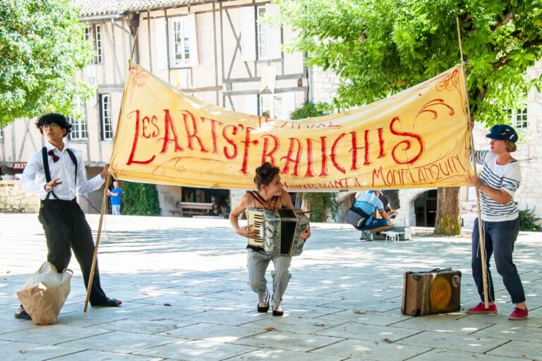 Demain à Livresse, la Parade des artistes du Festival « Les Arts’Franchis »!