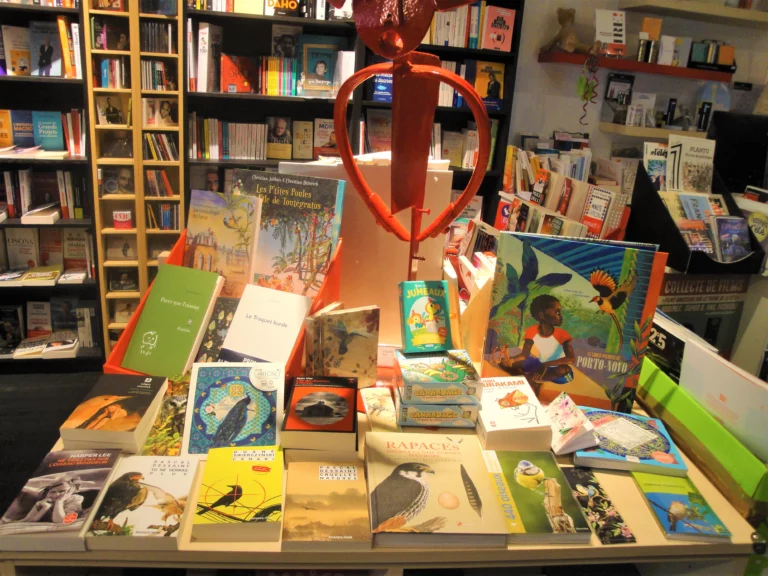 Venez découvrir notre table sur les oiseaux !